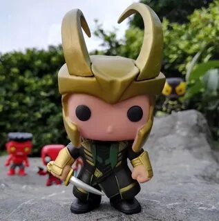 Фигурка локи funko pop