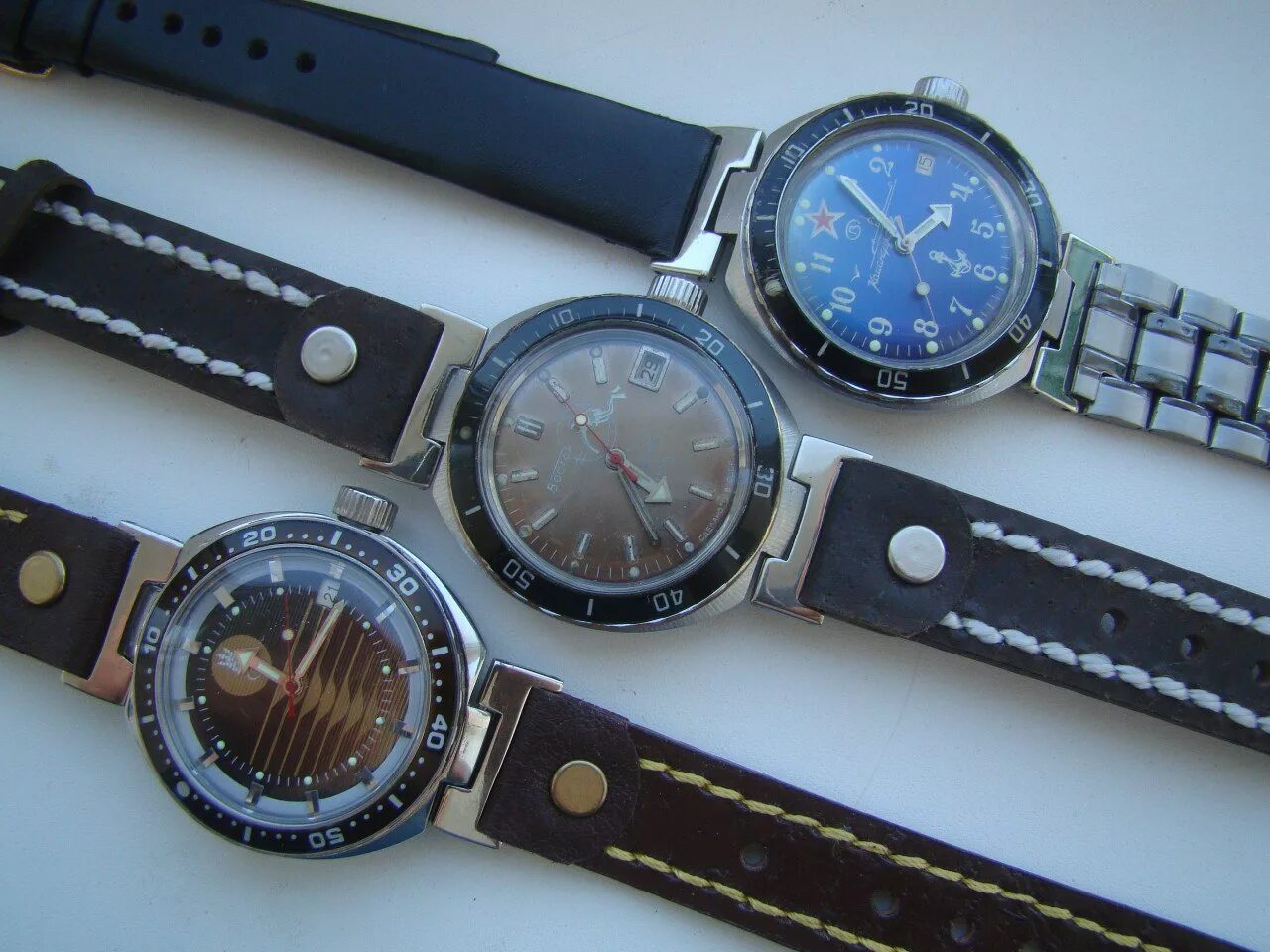 Восток амфибия 1967. Ремешки для часов амфибия. Восток - амфибия нептун на ремне. Восток амфибия на ремешке. Амфибия 420 на ремешке нато.