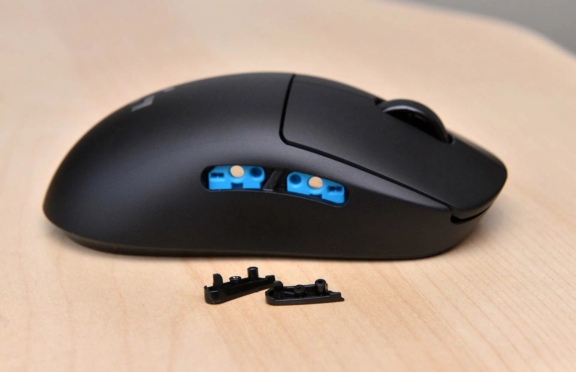 Беспроводная игровая мышь logitech g pro. G301 Logitech. Logitech g190. Logitech g Pro Wireless Ghost. Logitech g735 Wireless.