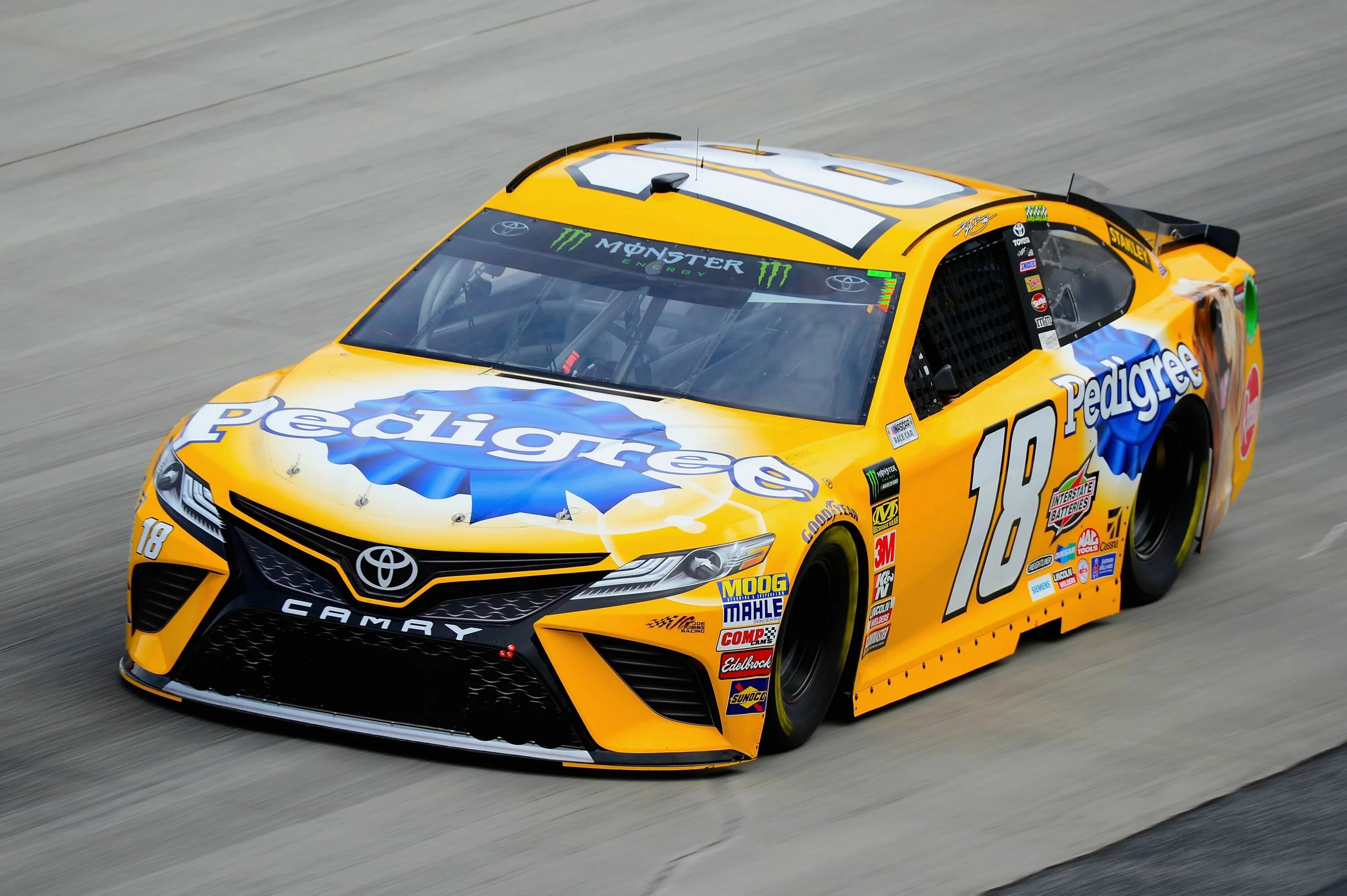 Наскар Кайл Буш. Toyota Camry Kyle Busch NASCAR. Camry 18 NASCAR. Наскар 18 номер. Nascar cup