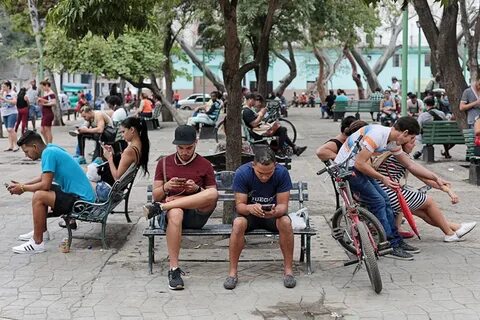 Почему на кубе
