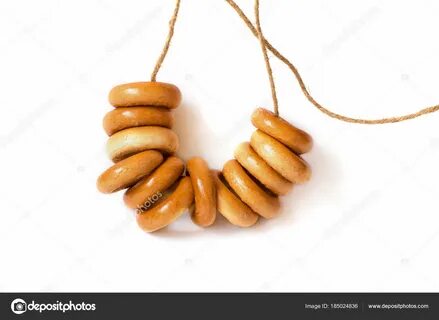 Каждое утро на дереве образуется 10 баранок