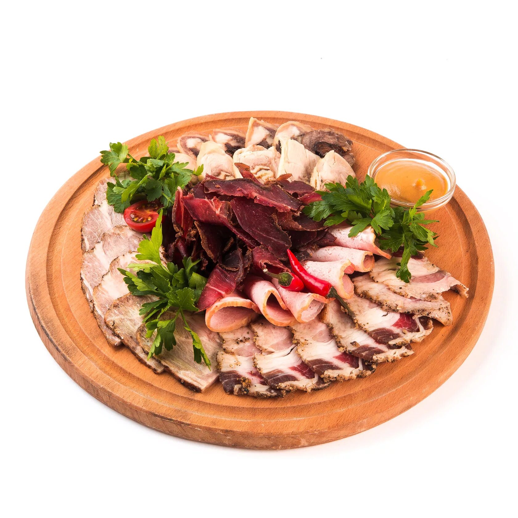 Ассорти деликатесов. Мясное ассорти. Мясная нарезка в ресторане. Ассорти мясных деликатесов. Ассорти деликатесов.