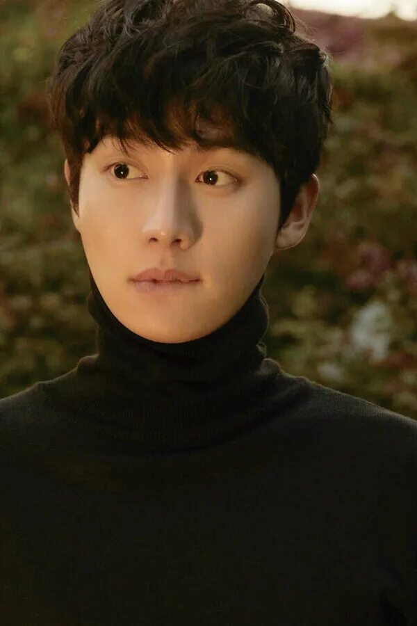 квон хва ун биография. квон хва-ун. квон хва-ун 2021. квон хва-ун дорамы. квон хва ун актер.