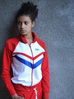 Женские спортивные костюмы 90