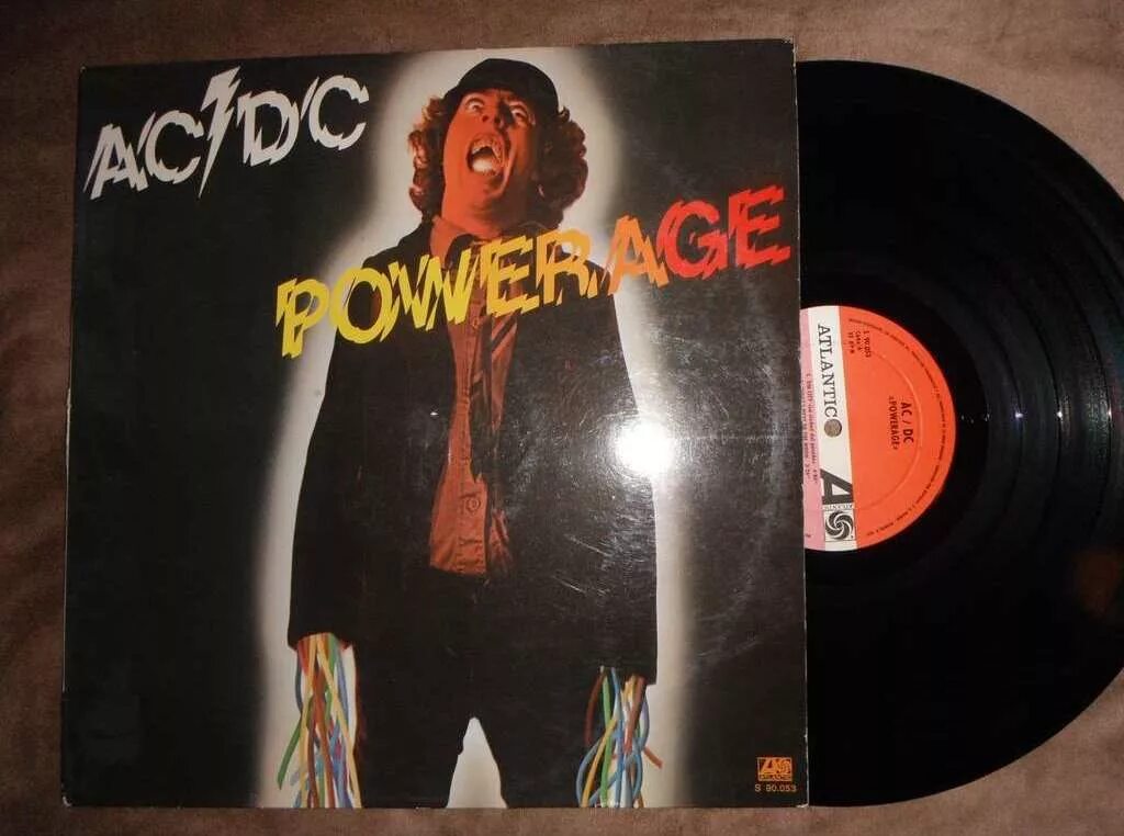 Альбомы групп 1978. Ac dc 1978. ac dc powerage 1978. lp acdc: powerage. ac dc powerage альбом.