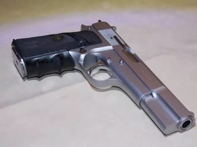 Browning 14. Browning t2. Браунинг т 1000. Browning Hi-Power Chrome.