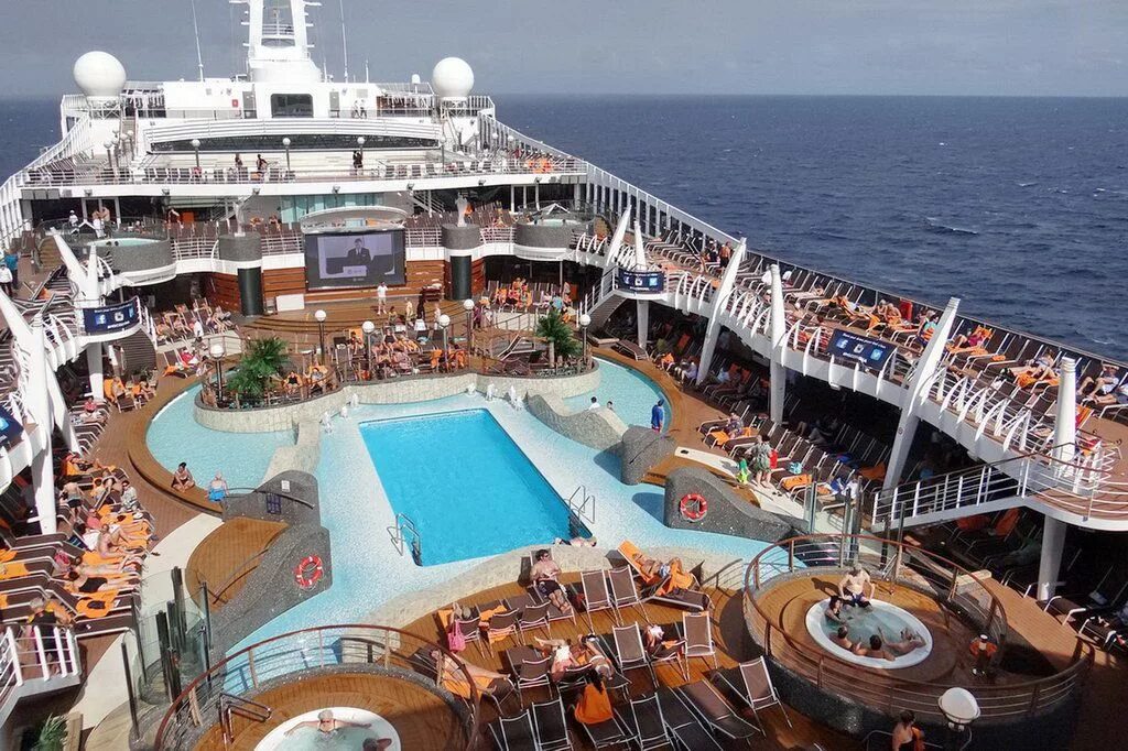 Msc divina 5 круизный. Msc divina 5 круизный лайнер. Msc cruises корабли. Коста лайнер дивина. Msc divina круизный.