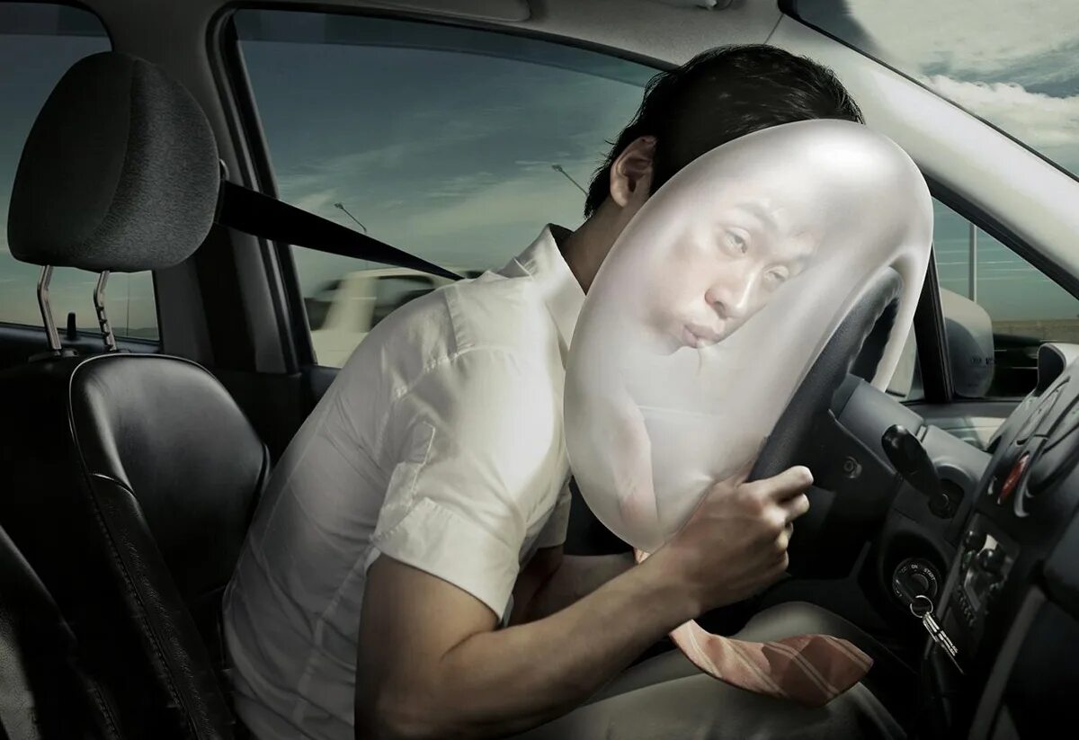 Про подушку безопасность. Подушка безопасности. Подушки безопасности в автомобиле. Airbag подушки безопасности. Сработала подушка безопасности.