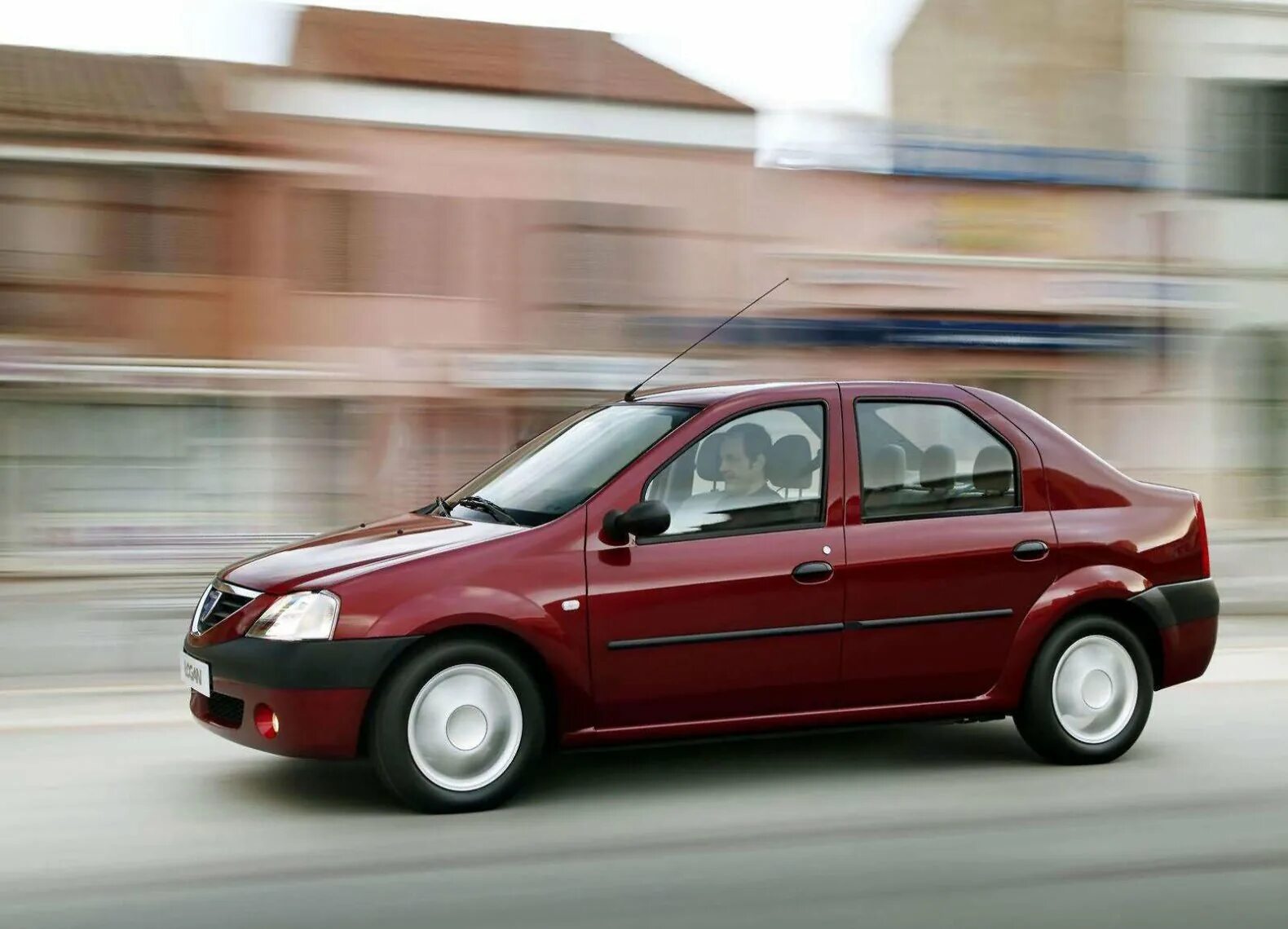Рено логан 1 0. Рено логан 1 поколение. рено логан 1 2004. renault logan рено 2004. рено логан 1.6 2004.