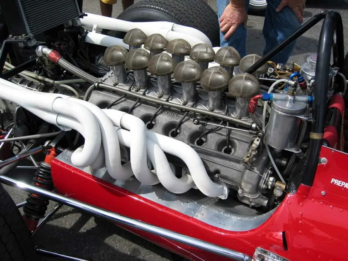Двигателя формула автомобиля. Двигатель Феррари v12. Феррари v12 engine. Ferrari v12 engine f1. V12 f1.