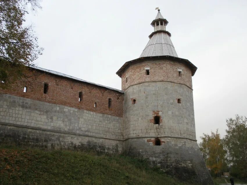 Два Кремля (Зарайск-Озёры-Коломна, 2 дня автобусный тур)