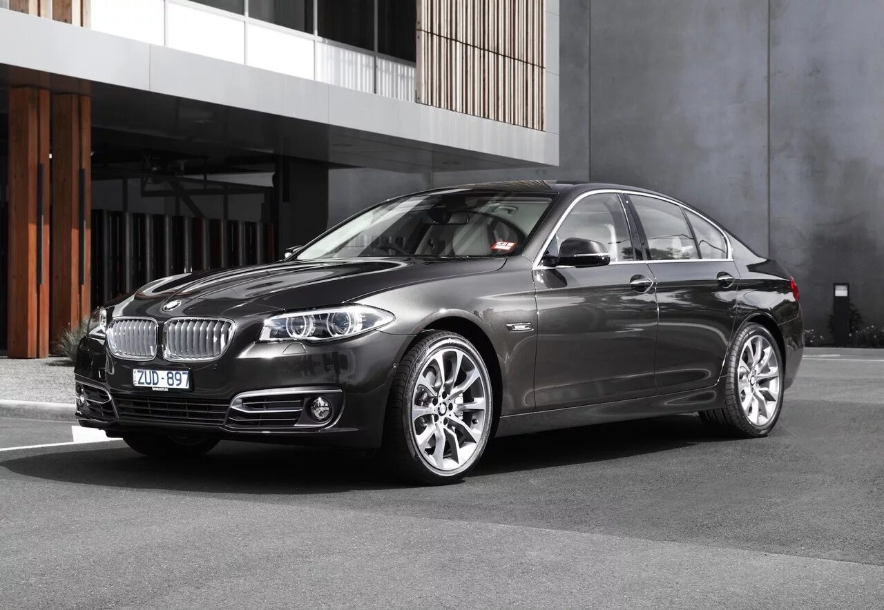 BMW 5 f10. BMW 5 Series (f10). БМВ f10 седан. БМВ 528i f10.