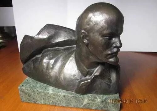 Бюстом ленина. Мастер ленина. Суши мастер ленина 71/3 адлер. Мастер ленина. Суши мастер сургут проспект ленина.