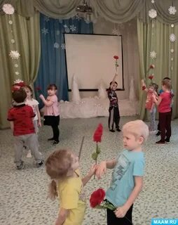 Танец встанем в саду
