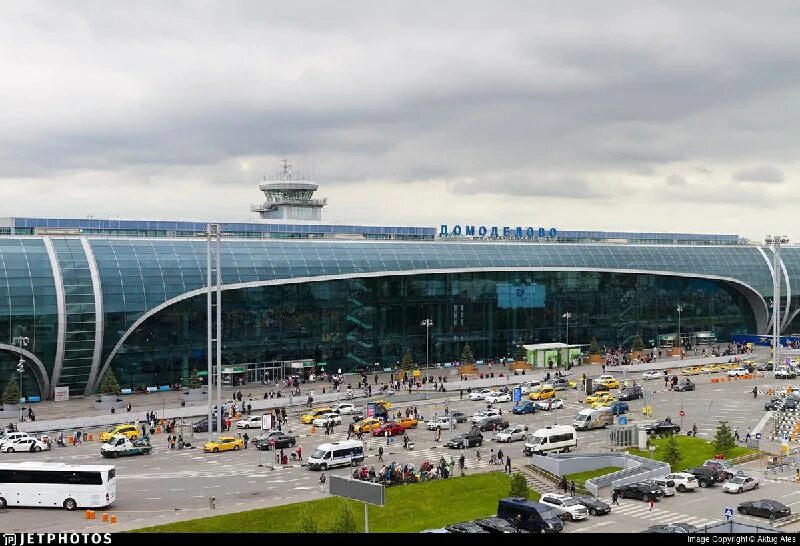 Тверь-шереметьево аэропорт трансфер. Аэропорт москва шереметьево. Тверь москва аэропорта. Московский аэропорт шереметьево. American airlines в домодедово.
