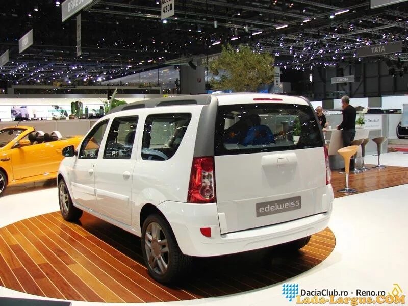 Авто ру путешествия. Dacia Logan MCV универсал 2021.