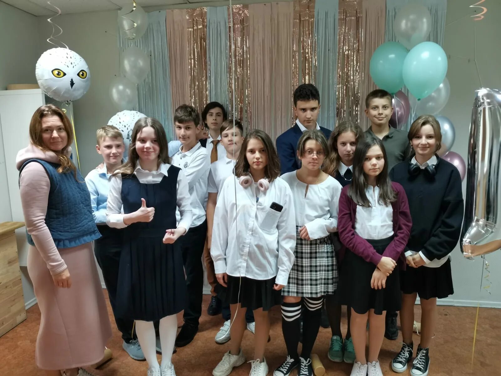 Московская классическая гимназия. Очу сош московская классическая гимназия. школа 2126 москва. моск школа 1054.