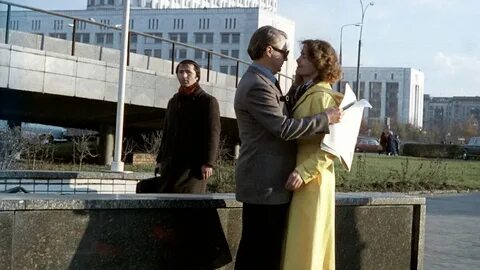 Москва слезам не верит вырезанные
