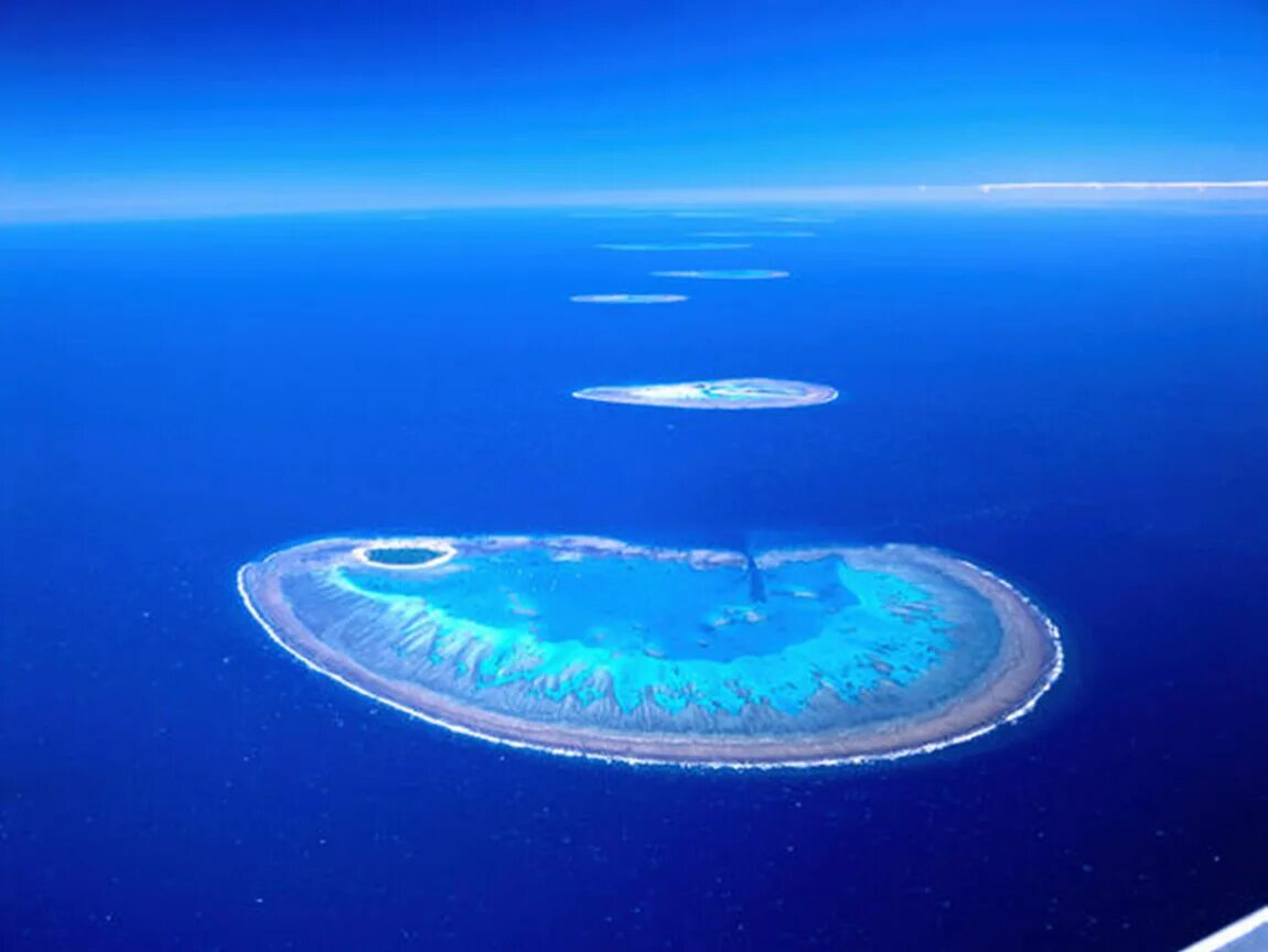 Сами больше море в мире. Светящиеся круги в океане. Самый большой океан. Самый большой океан в мире. Светящиеся круги в индийском океане.