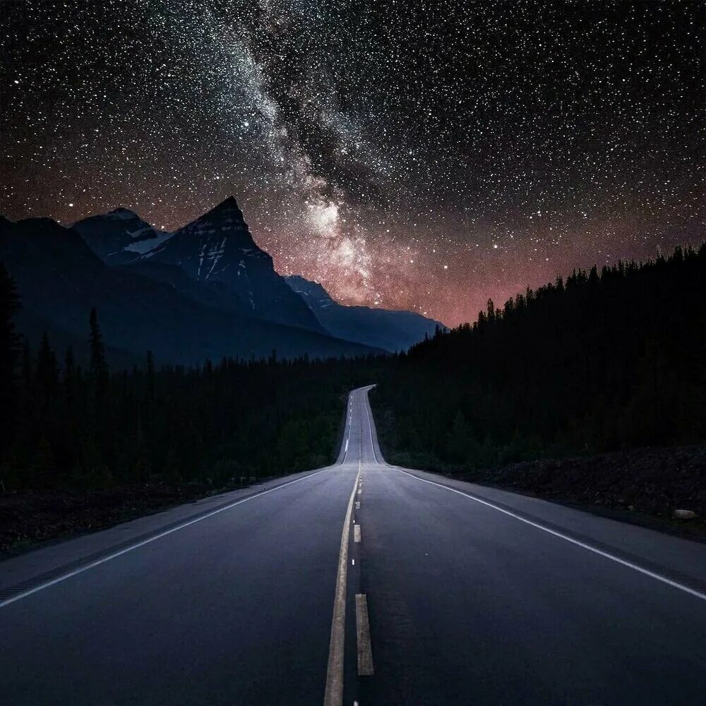 Ночной город дорога. Улицы ночного города. Moving at night. Moving at night. Ночной город дорога.