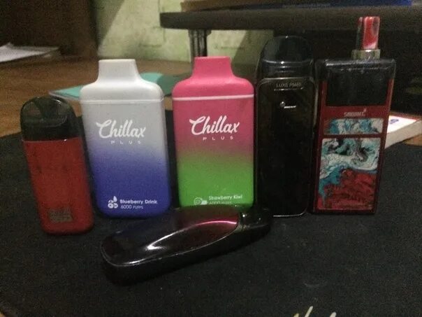 Smoant pasito 1 цвета. Что лучше хиро или пасито 2. Geekvape aegis hero pod kit 1200mah. Aegis hero vs aegis boost. Что лучше хиро или пасито 2.