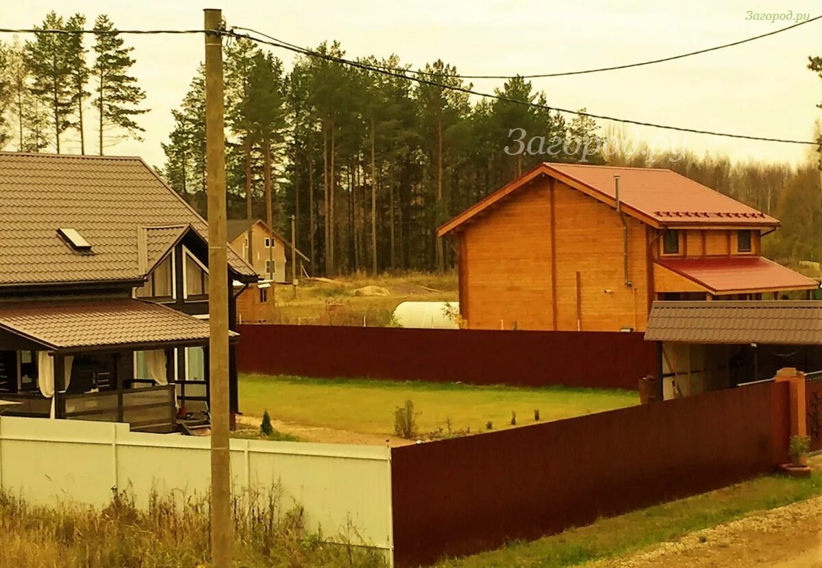 Деревня крутая кстовский район нижегородская область. Дома поселок крутой. Жилищный ответ опалиха нижний новгород. Деревня крутая коттеджный поселок. Чешская деревня сан сити.