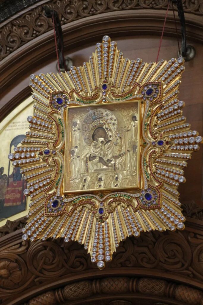 почаевская икона в церкви. престольный праздник почаевской иконы божией матери. почаевская икона божьей матери чудотворная. праздник почаевской иконы божией матери 5 августа. храм божией матери почаевской москва.