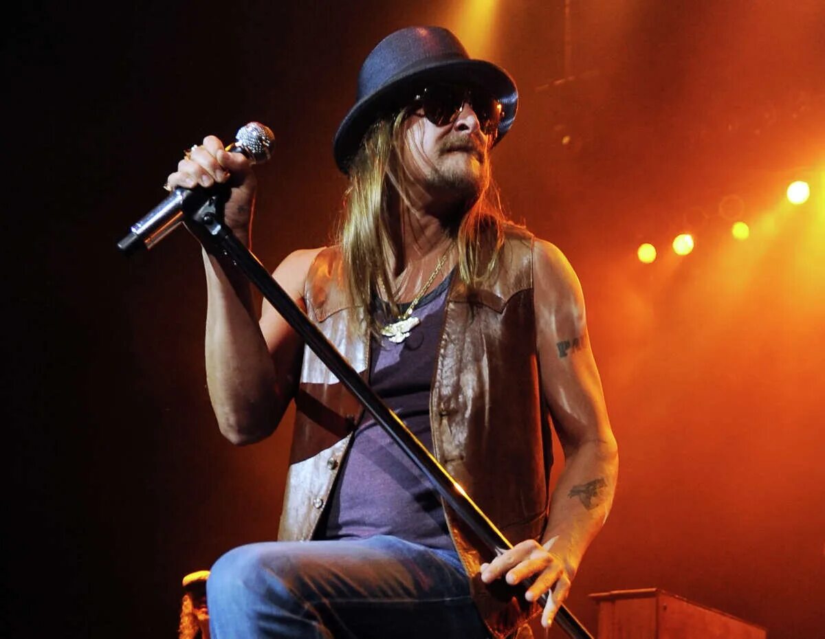 Слушать американский рок. КИД рок. Kid Rock группа. КИД рок 2022. Kid Rock музыканты.