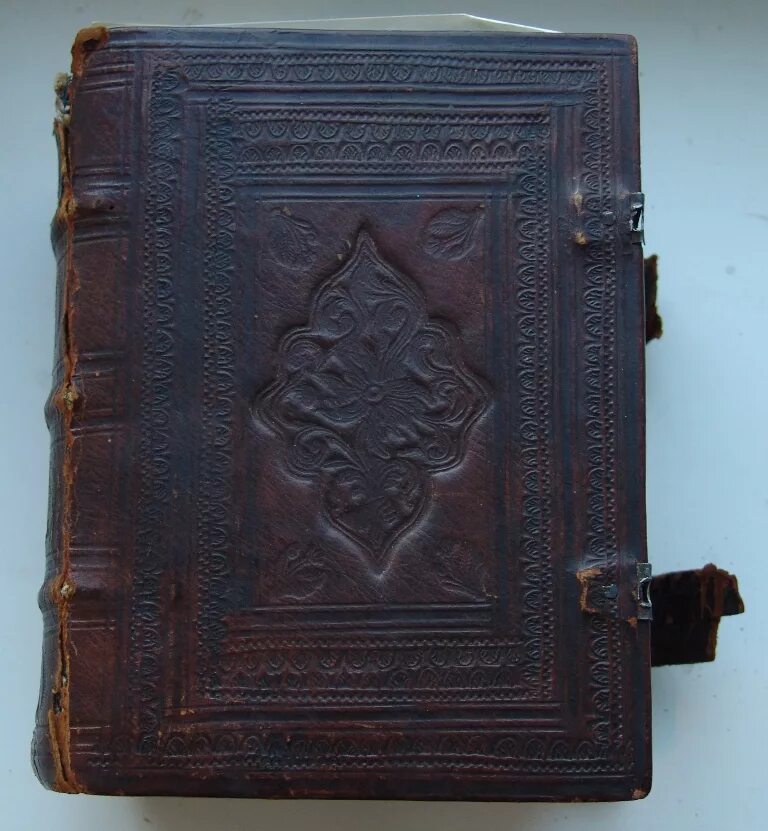 мгюа (университет им. устав императорского московского университета 1804 г. древние славянские рукописи. летопись университета. летопись московского университета.