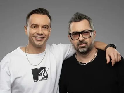 Какая группа победила