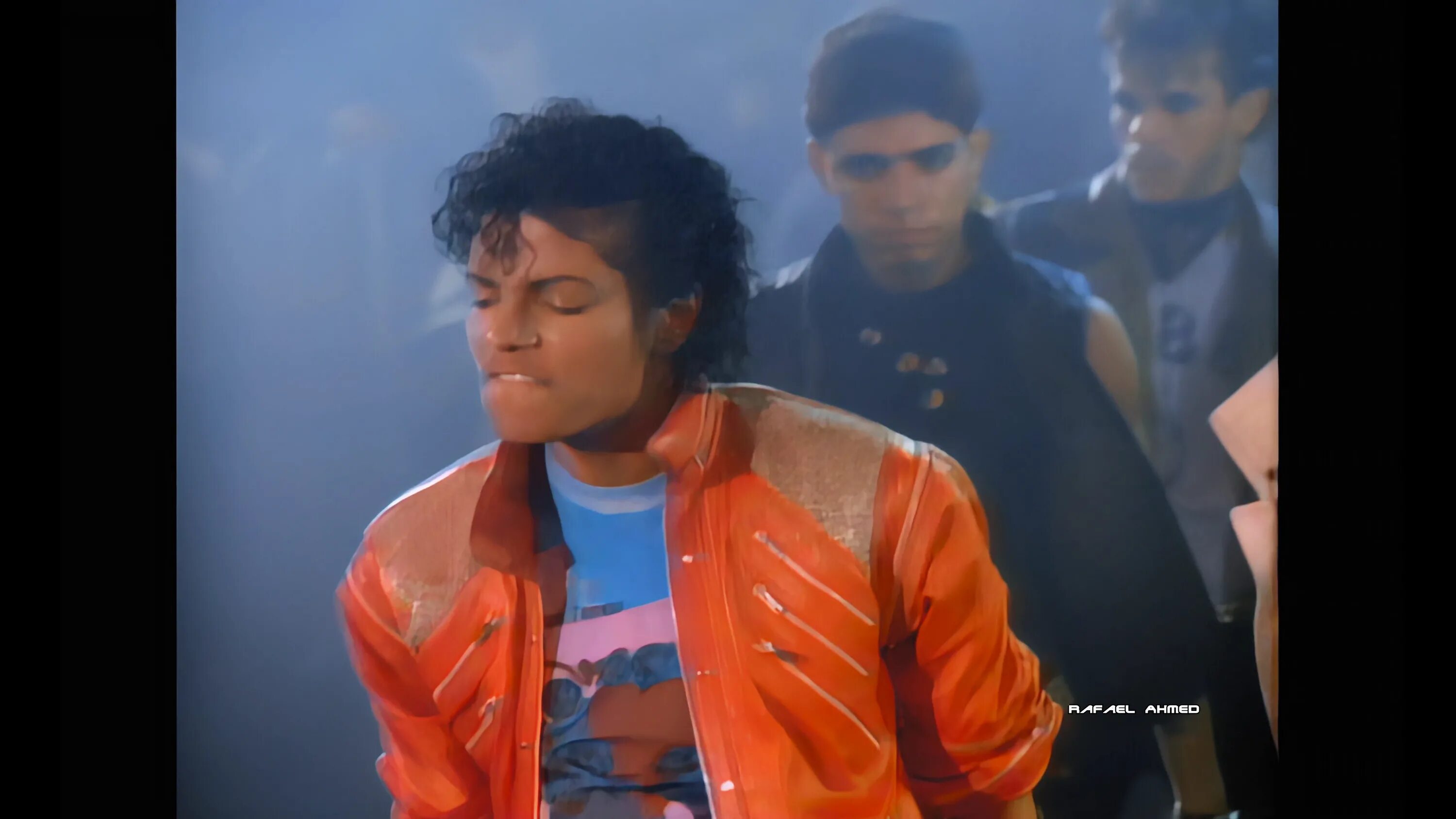 Песня beat it. Raul Desid - Beat it. Michael Jackson Bad Bridge TV Bridge in time.