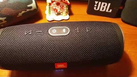 Как включить jbl charge