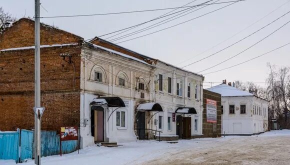 Дом крапивна. Крапивна тульской области 19век. крапивна музей. уездный город крапивна. дом купца крапивна.