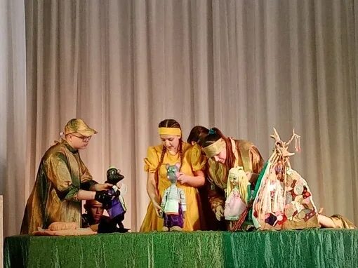 Конкурс театрализованных постановок. Костюм мельпомены фото. Детский коллектив звездочки. Конкурс театрализованных постановок. Конкурс театральных постановок.