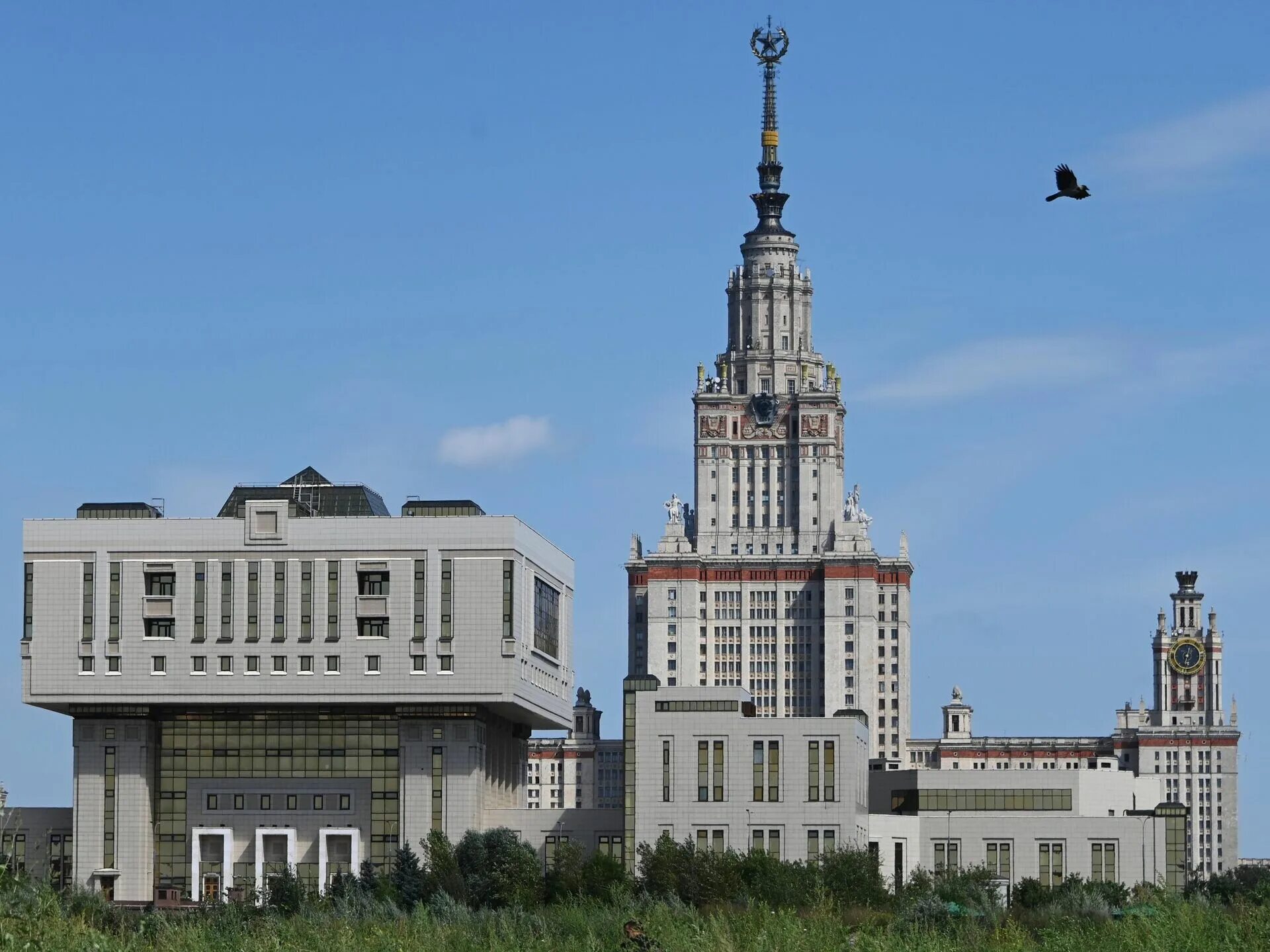 Мгу родителям. МГУ Москва. Здание МГУ 2022. Московский государственный университет им. м.в. Ломоносова. МГУ 18.