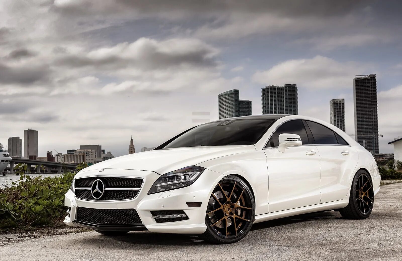 Cls 550. Mercedes benz cls 550. мерседес cls 550. cls 550 amg. mercedes cls 550d.