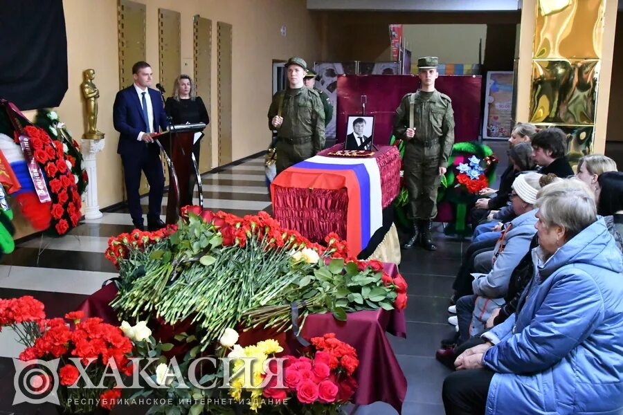 В хакасии скончалась роженица. Умершие в хакасии. Больные ковид в больнице. Умершие в хакасии. Умершие в хакасии.