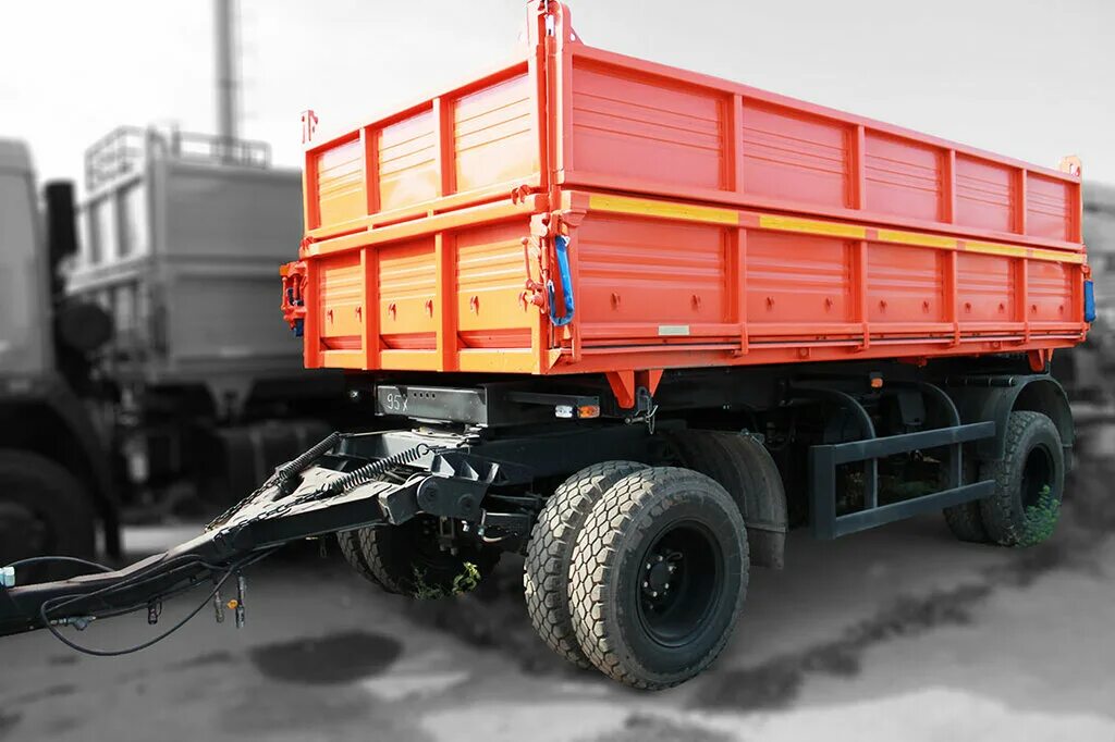 Модельный ряд камаз к4. Валиханова улица кокшетау. Камазы кокшетау. Камаз центр казахстан. Грузовой автомобиль на заводе.