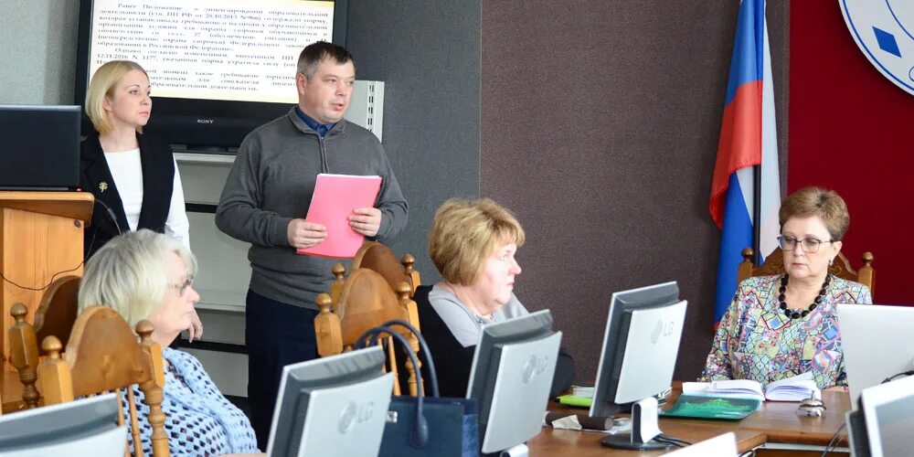 Сайт шуйского педагогического. Шуйский филиал ИВГУ преподаватели. Директор Шуйского педагогического университета. Руководитель ИВГУ. Истфак ИВГУ преподаватели.