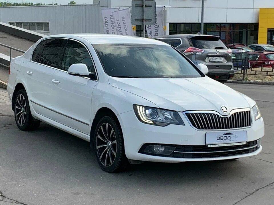 Суперб 2 рестайлинг. Skoda superb 2. skoda superb 2 рестайлинг. суперб 2 рестайлинг белый. шкода суперб белый цвет.