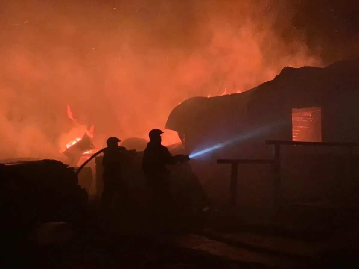 Пожары в красноярском крае 07. Сильный пожар. Пожар в красноярском крае 7 мая 2022. Где пожары красноярск. Где пожары красноярск.