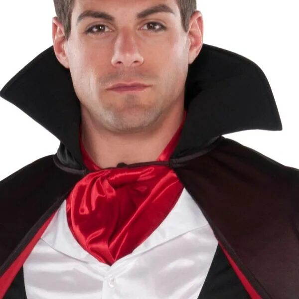 True vampire. True vampire. Эрик нортман настоящая кровь. Вампирша из фильма. Костюм вампира.