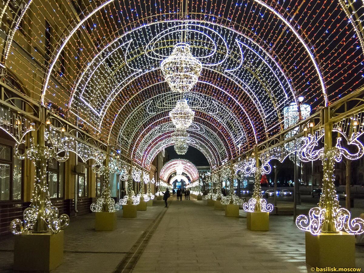 детский мир на лубянке. цдм на лубянке новогоднее. мороженое в цдм на лубянке. центральный детский мир аттракционы. лубянка подарки.