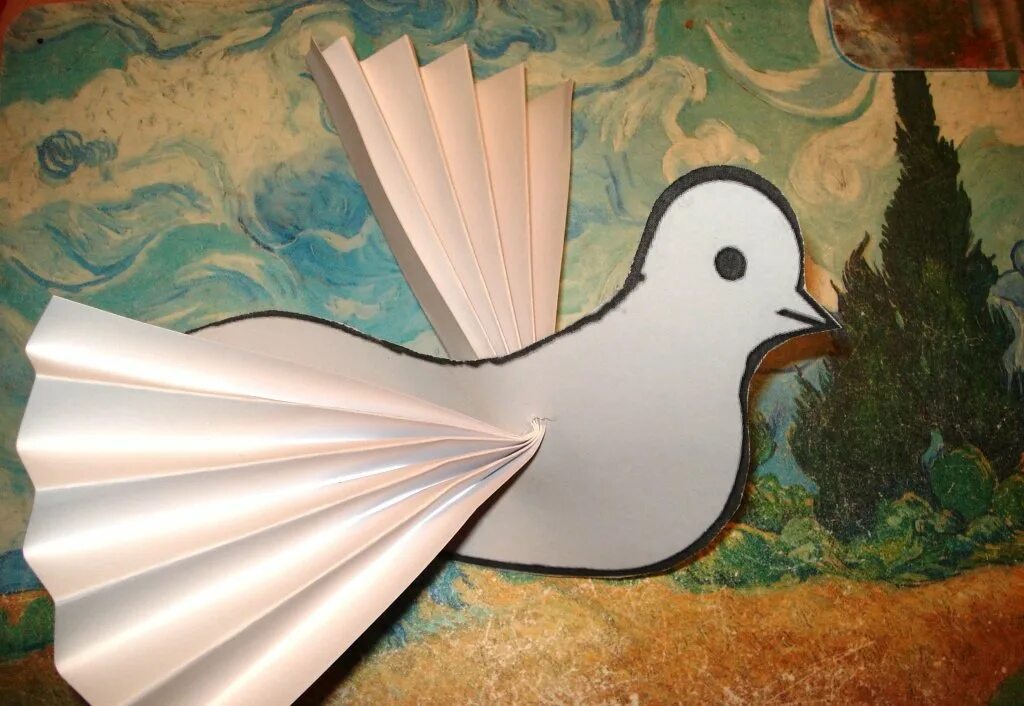 Голубь из бумаги своими руками для детей. Птица из картона. Поделки на тему птицы. Голубь из бумаги. Поделка голубь.