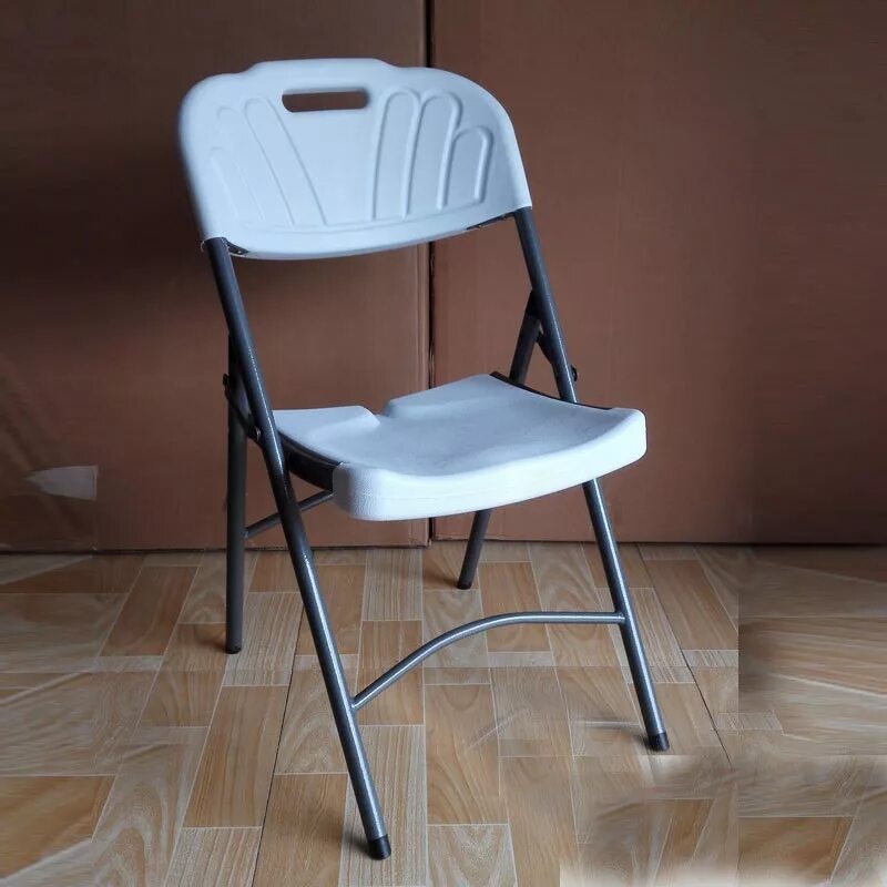 Стул складной со спинкой пластиковый. Складные пластиковые стулья со спинкой. Складные пластиковые стулья. Стул раскладной пластиковый со спинкой. Стул складной кухонный