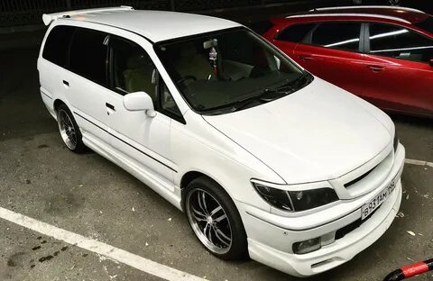 Nissan u30