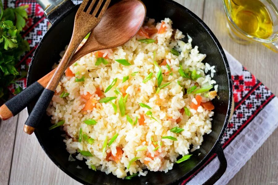 Вкусный рис. Рецепты с готовым рисом. Рис с овощами. Буженина с рисом. Что можно приготовить из риса быстро и вкусно без мяса.