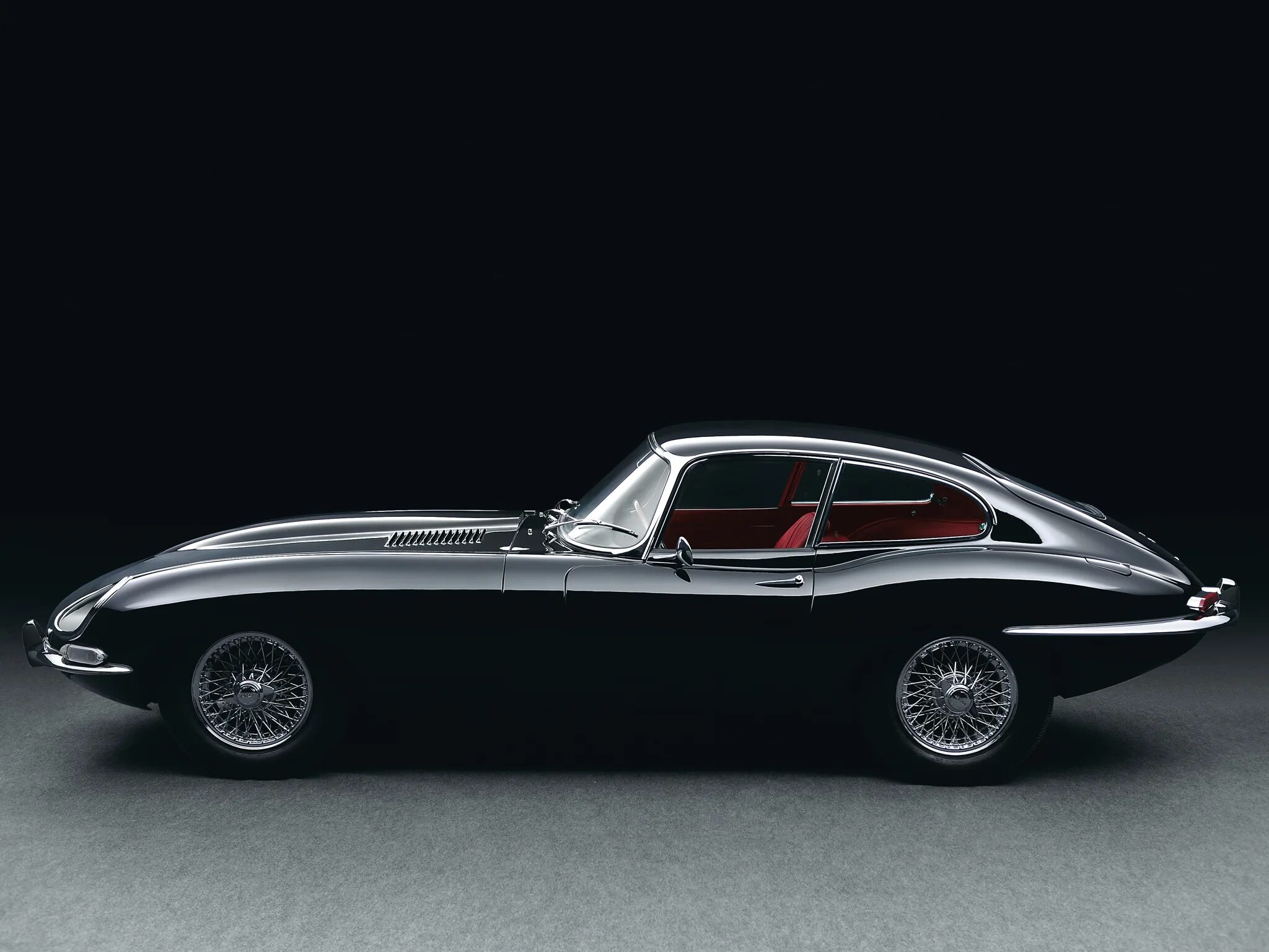 Type side. Jaguar e-Type 1961. Ягуар е тайп 1961. Yaguar e Type 1961. Jaguar e-Type Coupe 1961.