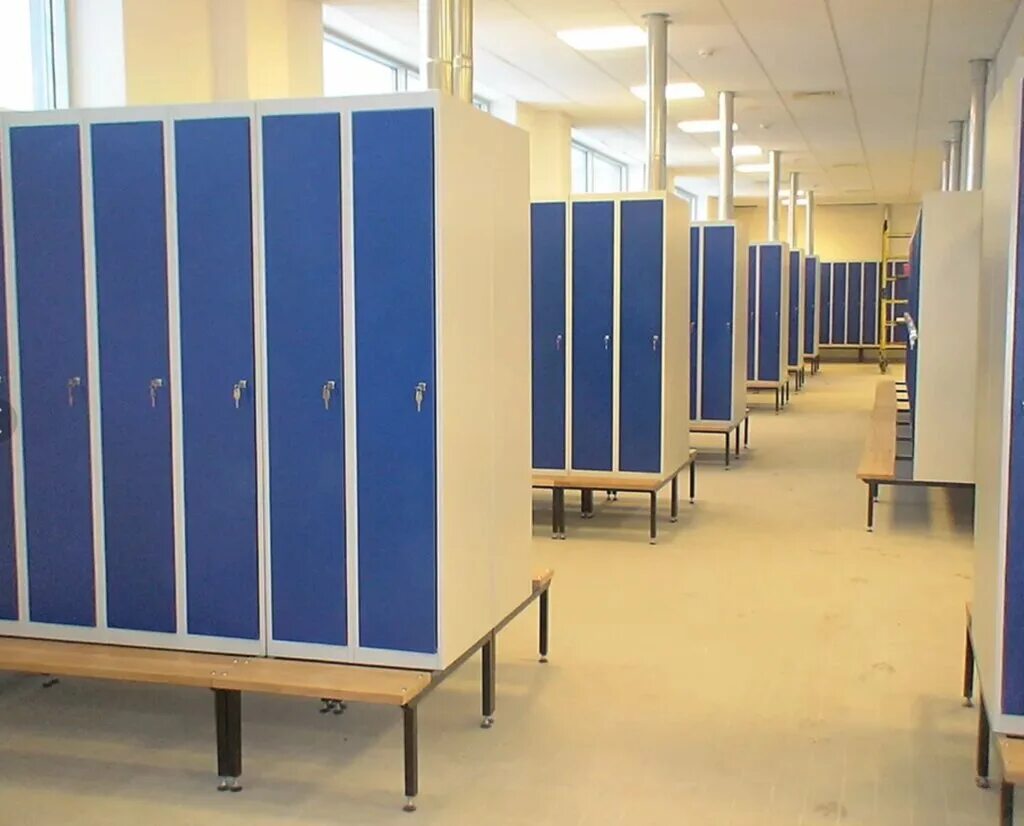 бытовые помещения промышленных предприятий. санитарный блок контейнер 1700х2000. проект офисного здания. раздевалка в школе. 918.